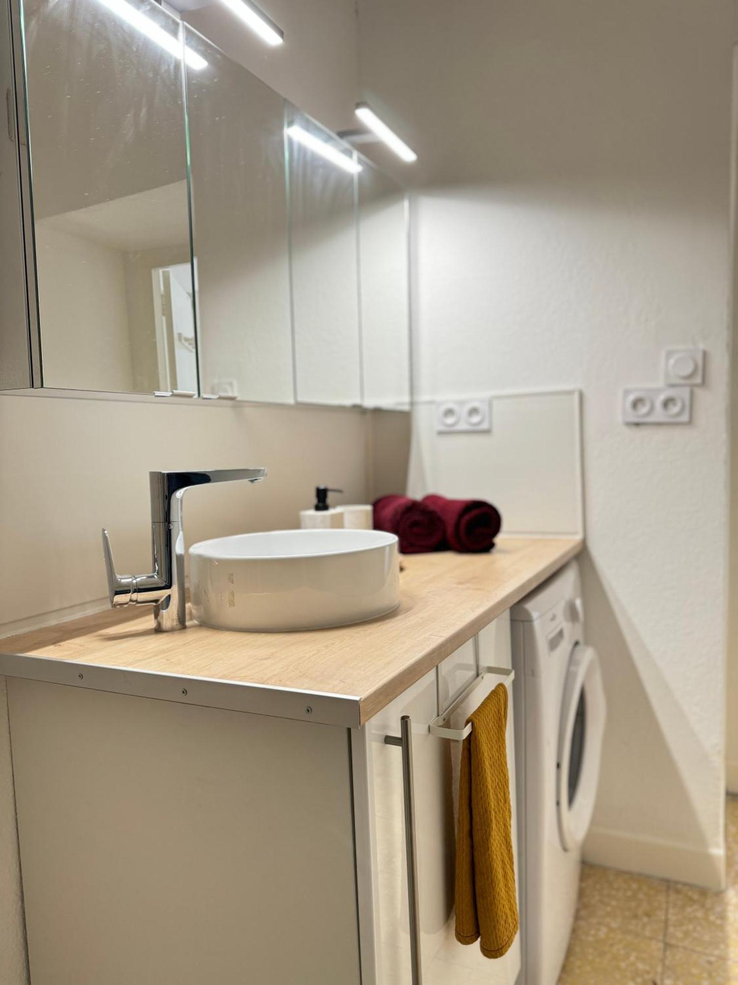 Appartement Agreable 4 Pers A 5 Km De La Plage Sigean Luaran gambar